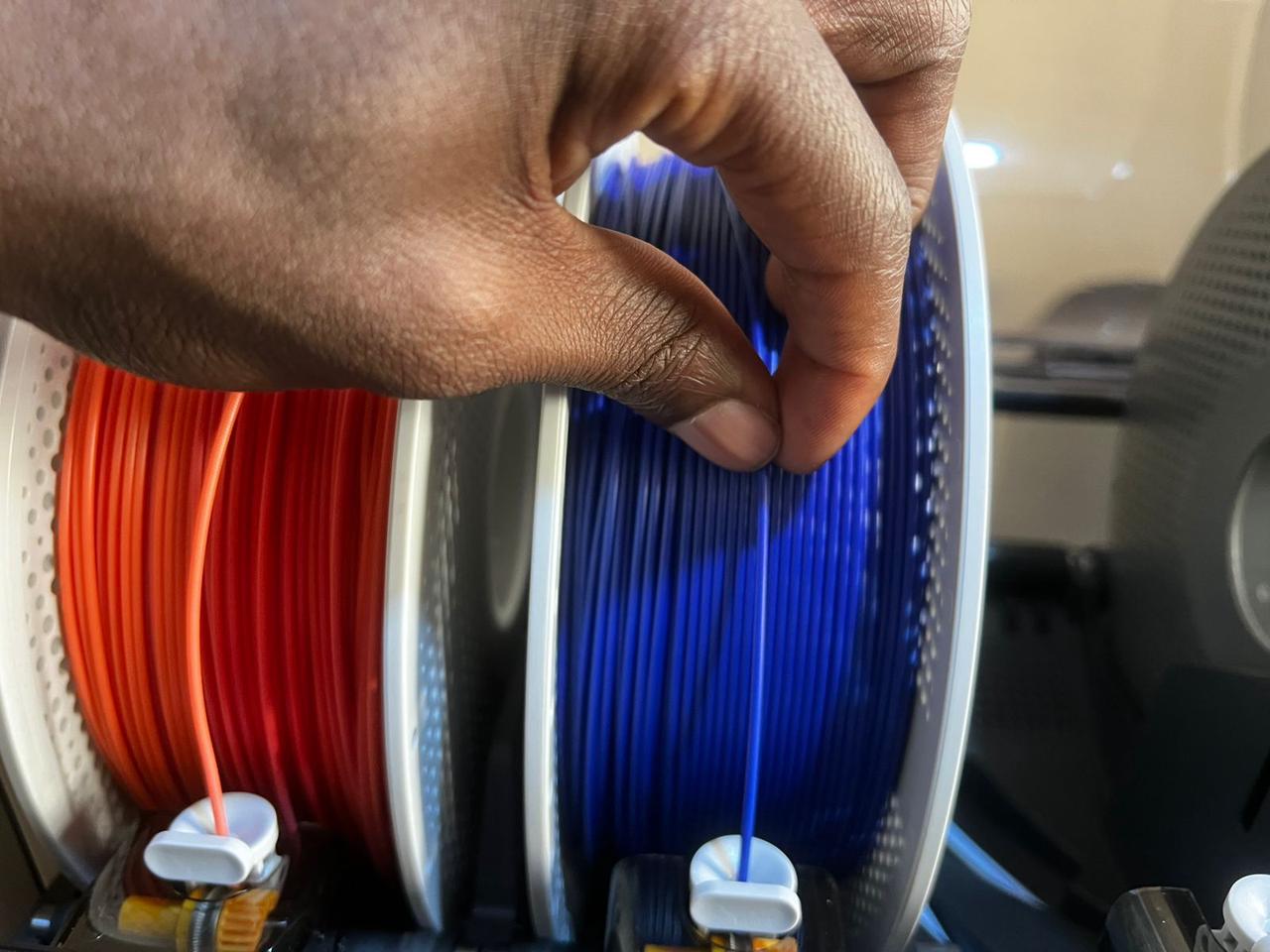 inserting-filament.jpg