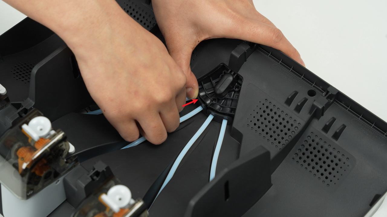 inserting-tubes-back-to-ams-2-pro.png