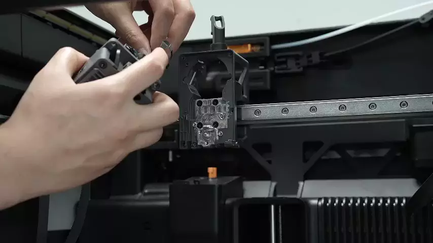 install-extruder.webp