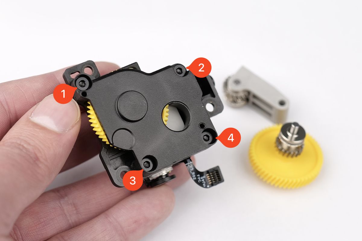 p1_extruder_reassembly_cover.jpg