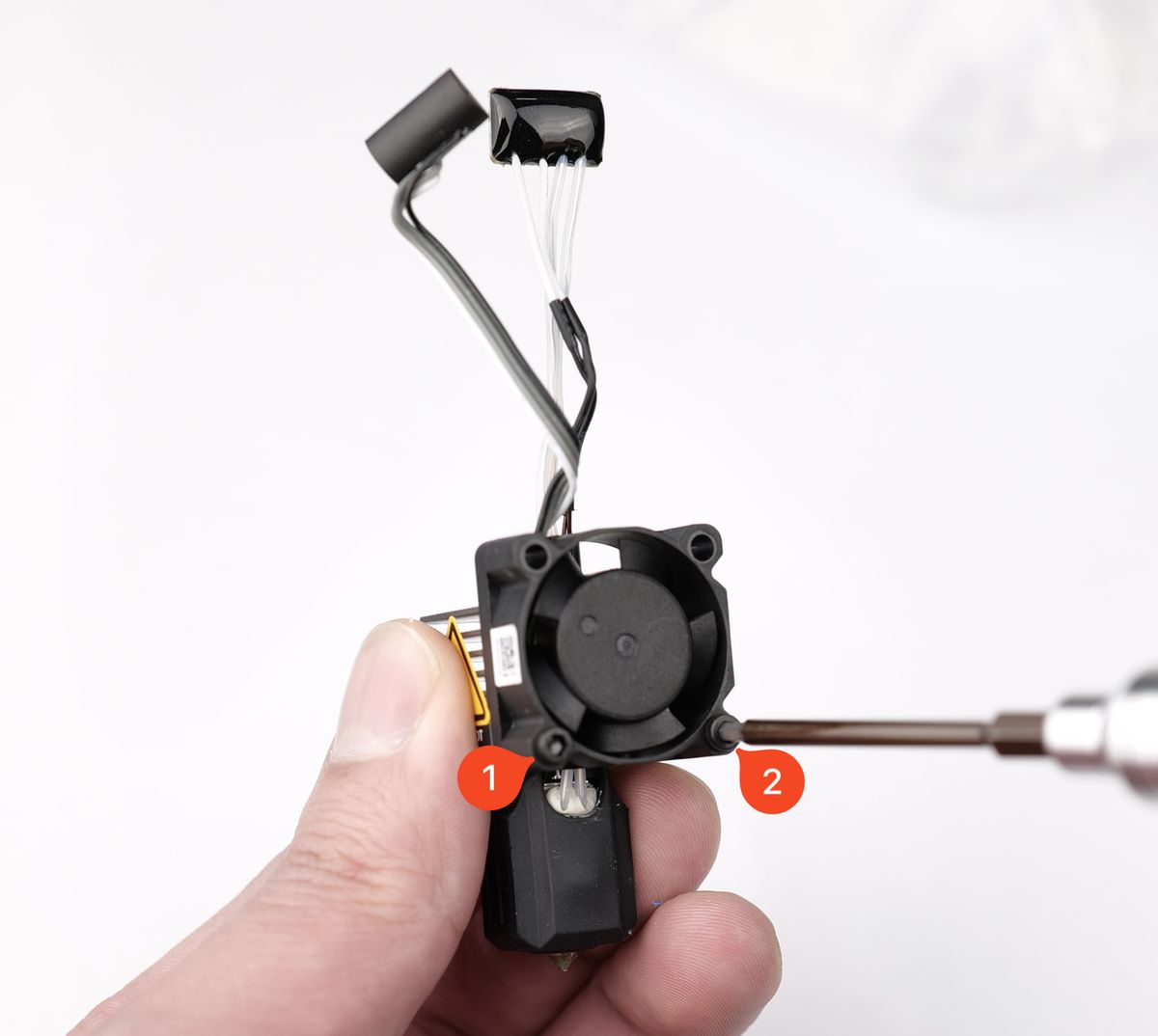 p1_hotend_fan_screws.jpg